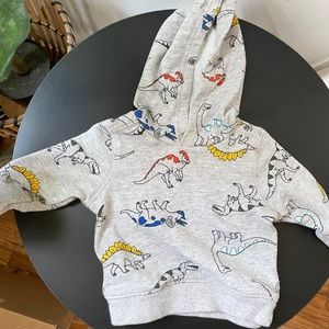Carter’s Dinosaur hoodie 3months